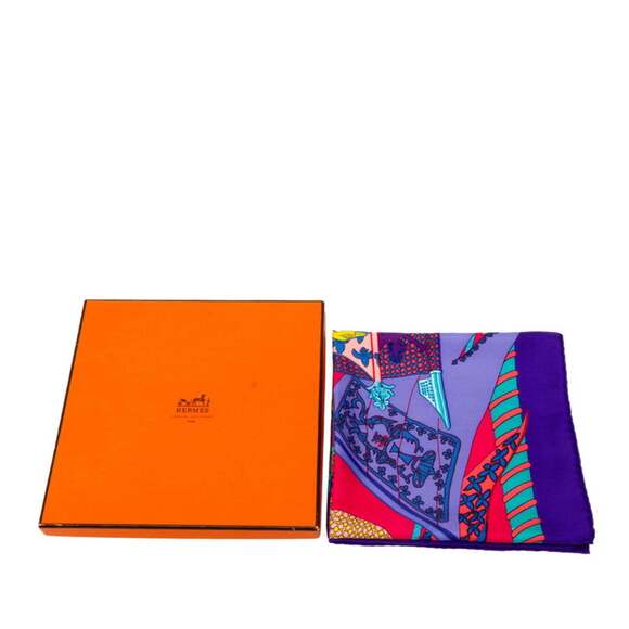 HERMES Black Silk Scarf - Picture 9 of 9